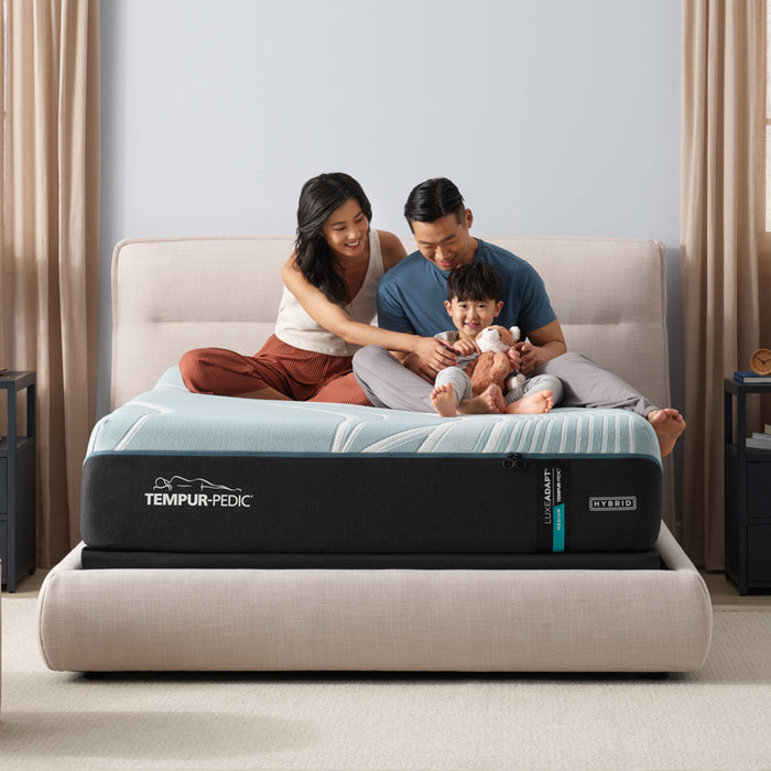 Tempur-Pedic LuxeAdapt Medium Hybrid