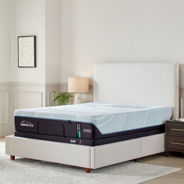 Tempur-Pedic ProAdapt Medium Hybrid