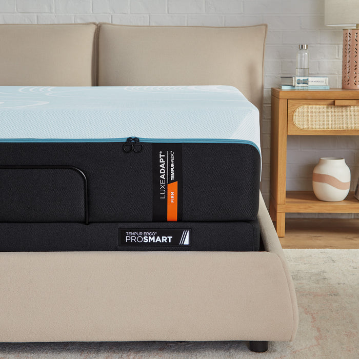 Tempur-Pedic LuxeAdapt Firm