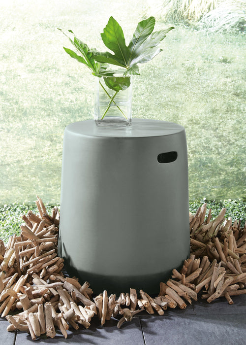 Kalmunds I/O Stool