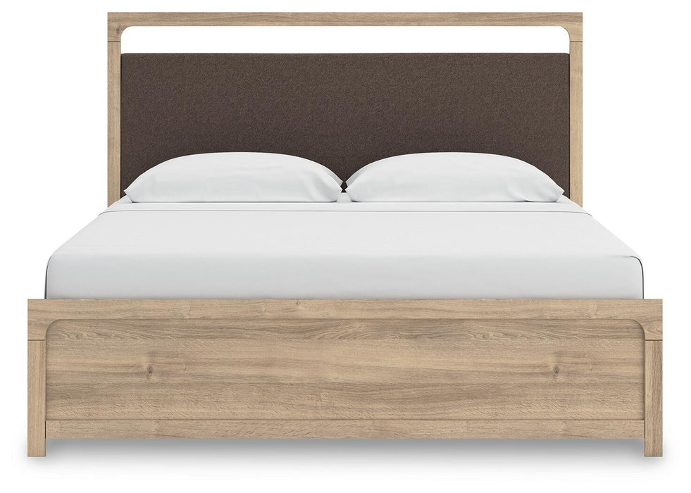 Kinlanni King Upholstered Platform Bed